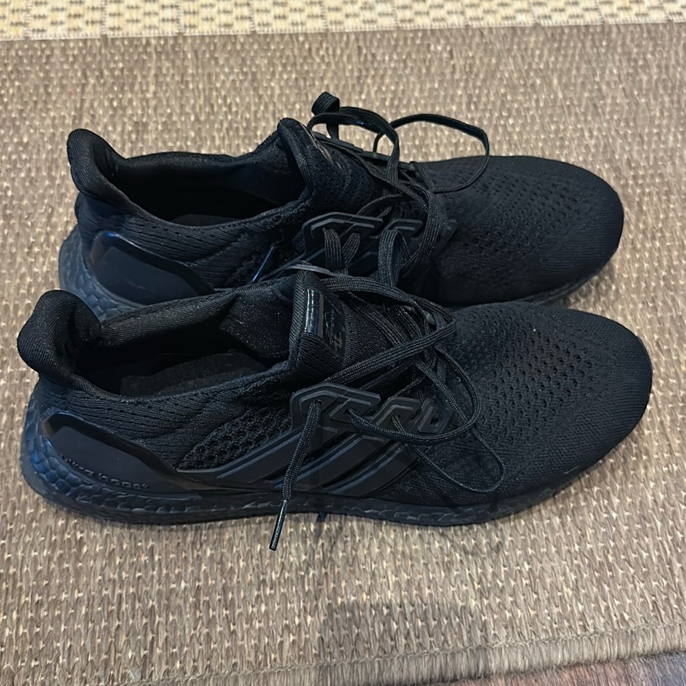 Adidas Ultra Boosts. Size 11